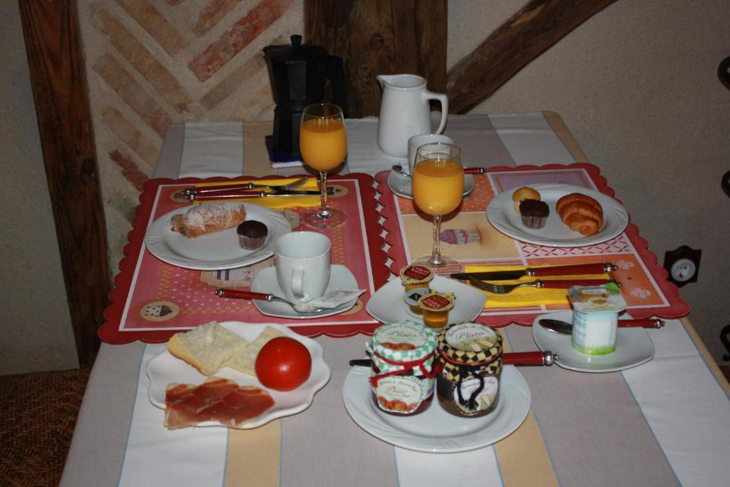Posada Fuenteplateada Collado Hermoso Dış mekan fotoğraf