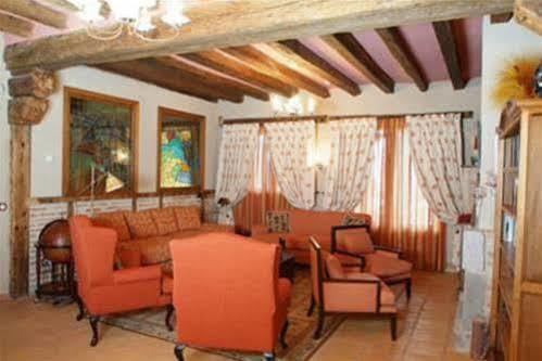Posada Fuenteplateada Collado Hermoso Dış mekan fotoğraf